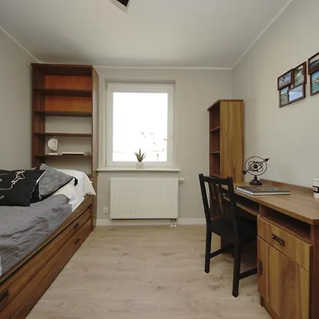Bh Properties, Apartament Wood *